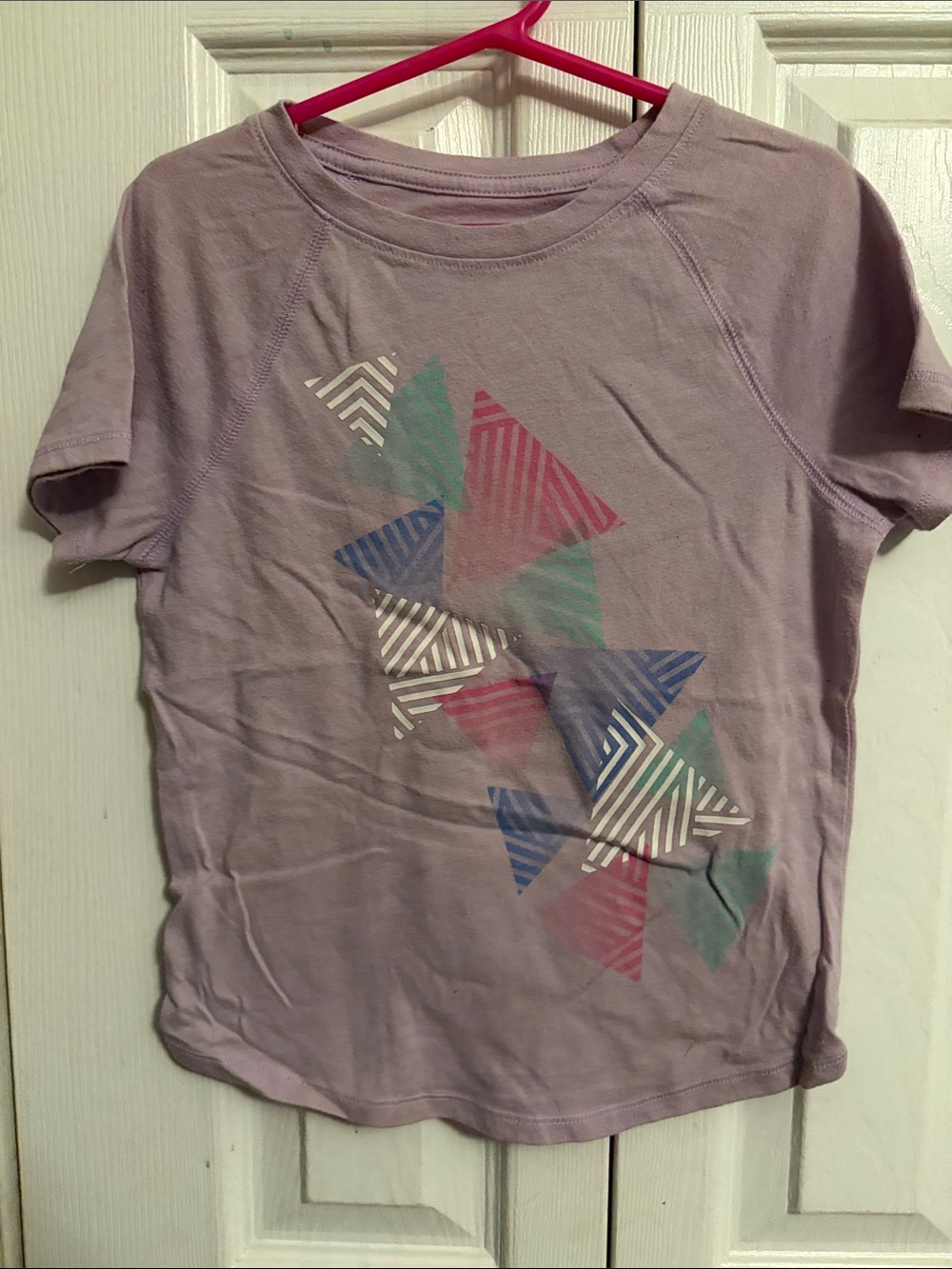 Athletic Works Lavender Short Sleeve Tee with Geometric Triangle Print